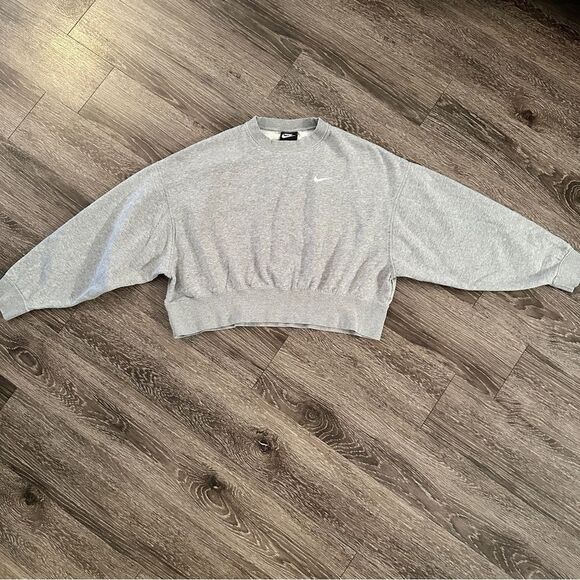Nike Essential Fleece Crop Crewneck Sweatshirt - Picture 1 of 6